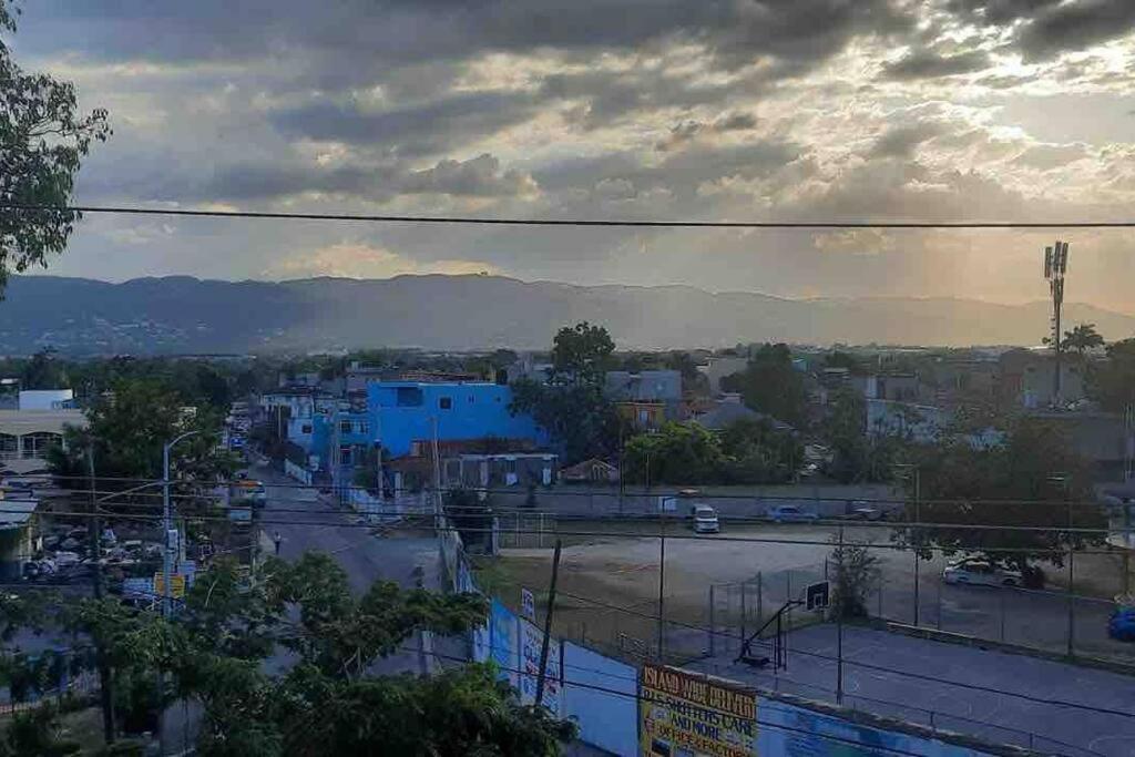 Healing In The Apartment Montego Bay